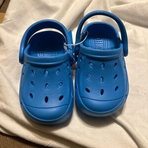 Blue Kids Clogs light blue royal blue size 5/6 boys toddlers slip Ons